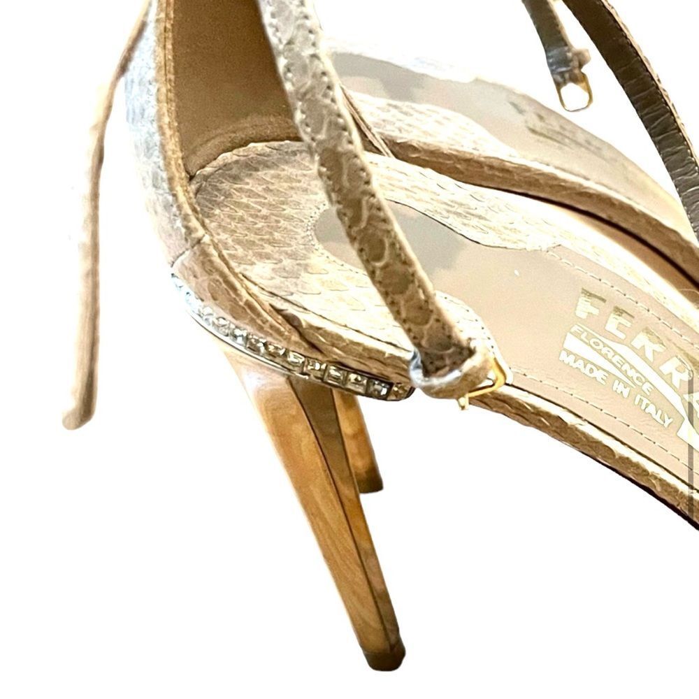 🔥 Ferragamo heels. Open toe. Brand new with crystal and gold metallic heels. - Picture 4 of 7